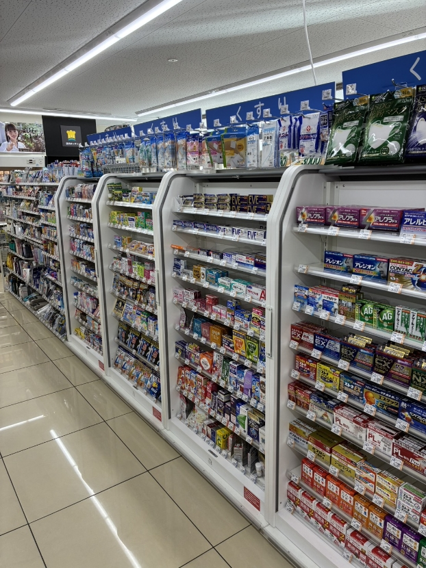 横須賀鷹取店